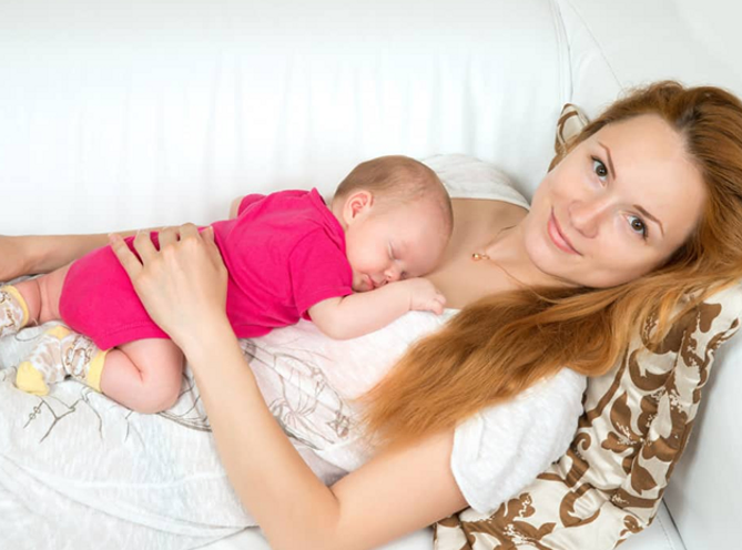 وش اسوي : 10 طرق لمساعدة طفلك في المغص