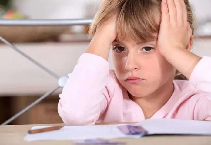 10 علامات للاكتئاب عند الأطفال