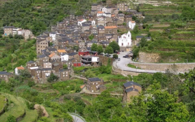 أجمل 10 مدن في العالم على جانب جرف