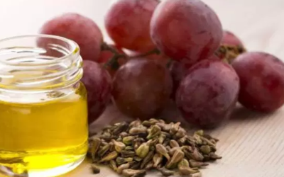 وش اسوي : فوائد زيت العنب للشعر