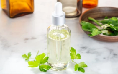 وش اسوي : فوائد زيت البقدونس للبشرة