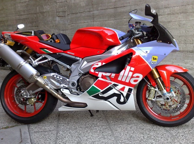 أسرع 10 دراجات نارية في العالم 2021