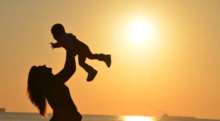 تفسير رؤية الأم الميتة في المنام